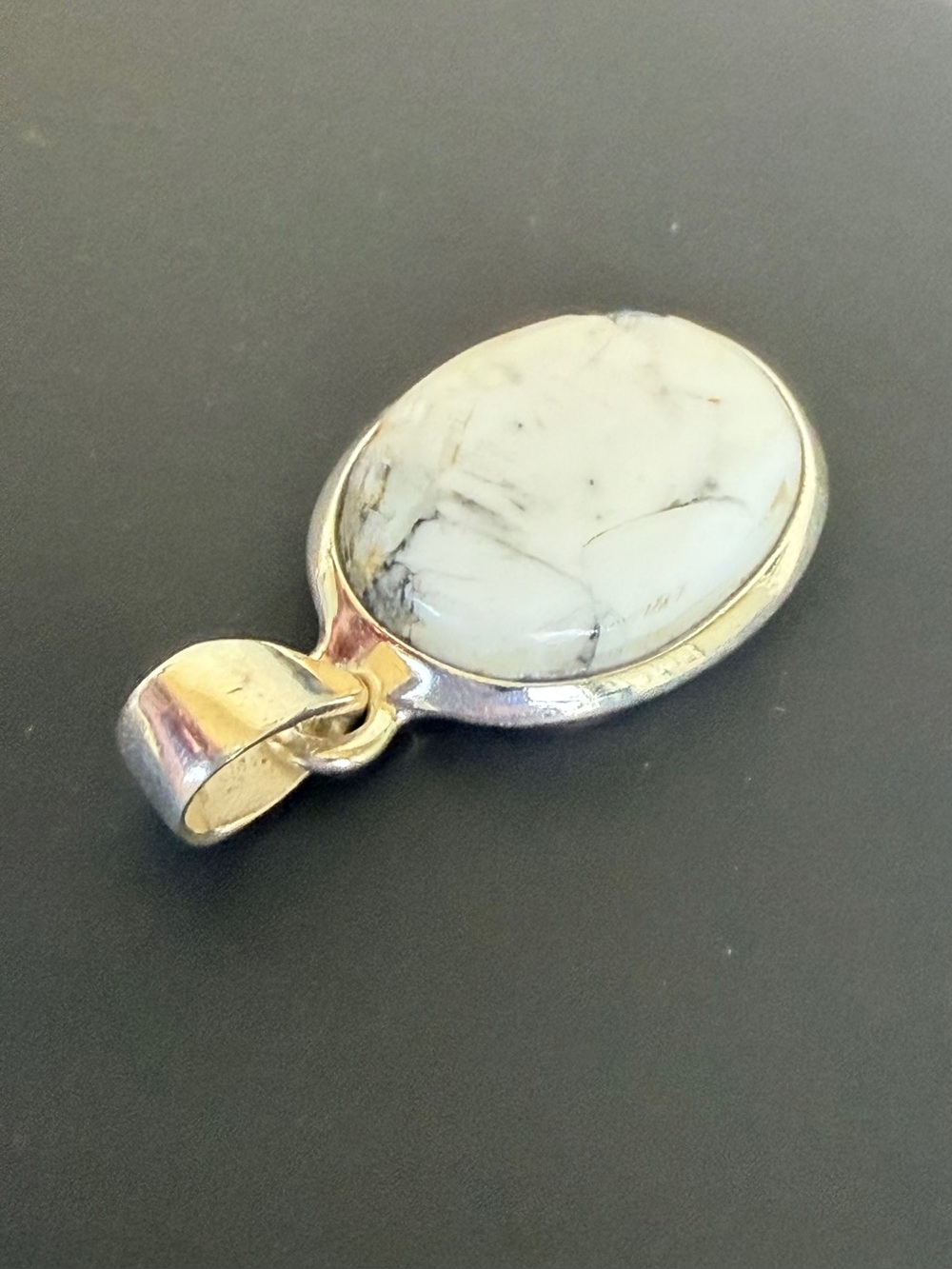 925 Sterling Silver White Buffalo Oval Pendant - Picture 10 of 12